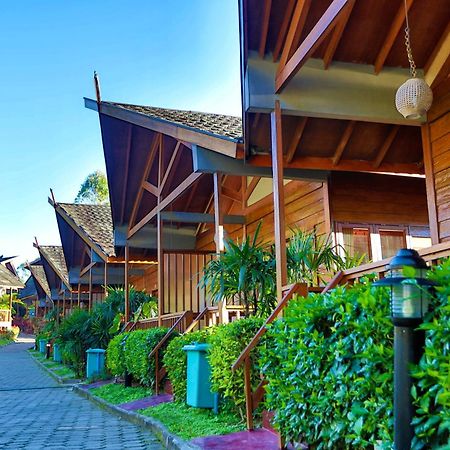 Ciwidey Valley Resort Hot Spring Waterpark Rancabali Exterior photo